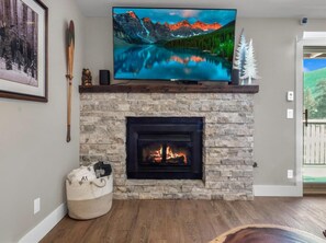 Interior - Modern 2-Bedroom Condo in the Heart of Keystone – Walk to the Slopes! (Keystone)