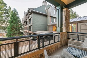 Property grounds - Two-Bedroom · 2 Bath · Ground-Floor · Sleeps 6 (Truckee)