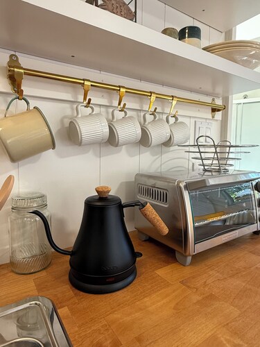 Private Guest House – Walk To Town!