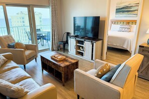 TV - Walk to Beach: Gulf Shores Getaway w/ Pool Access! (Gulf Shores)