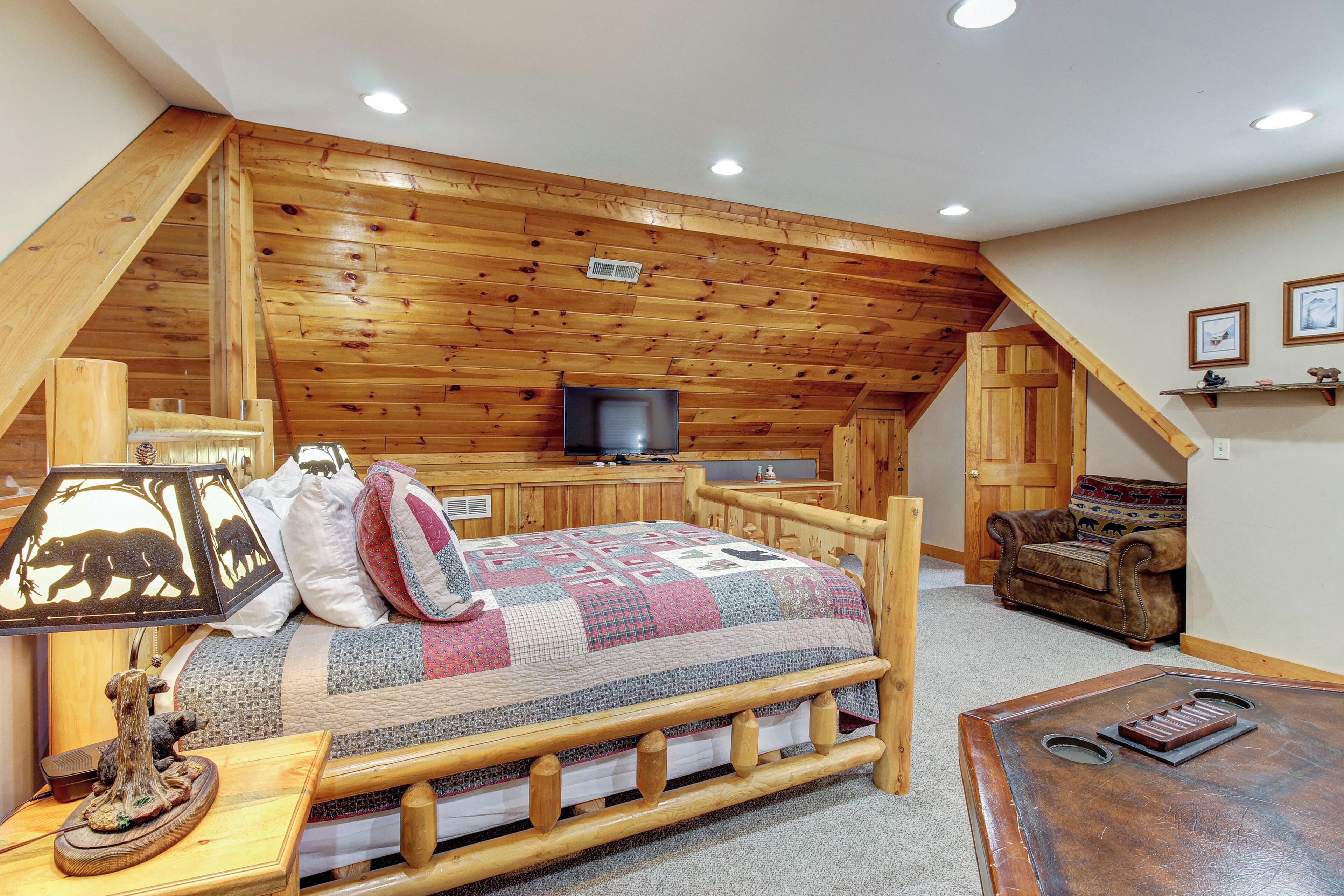 2 bedrooms, Internet, bed sheets