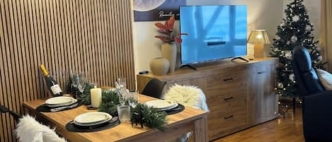 تناول الطعام