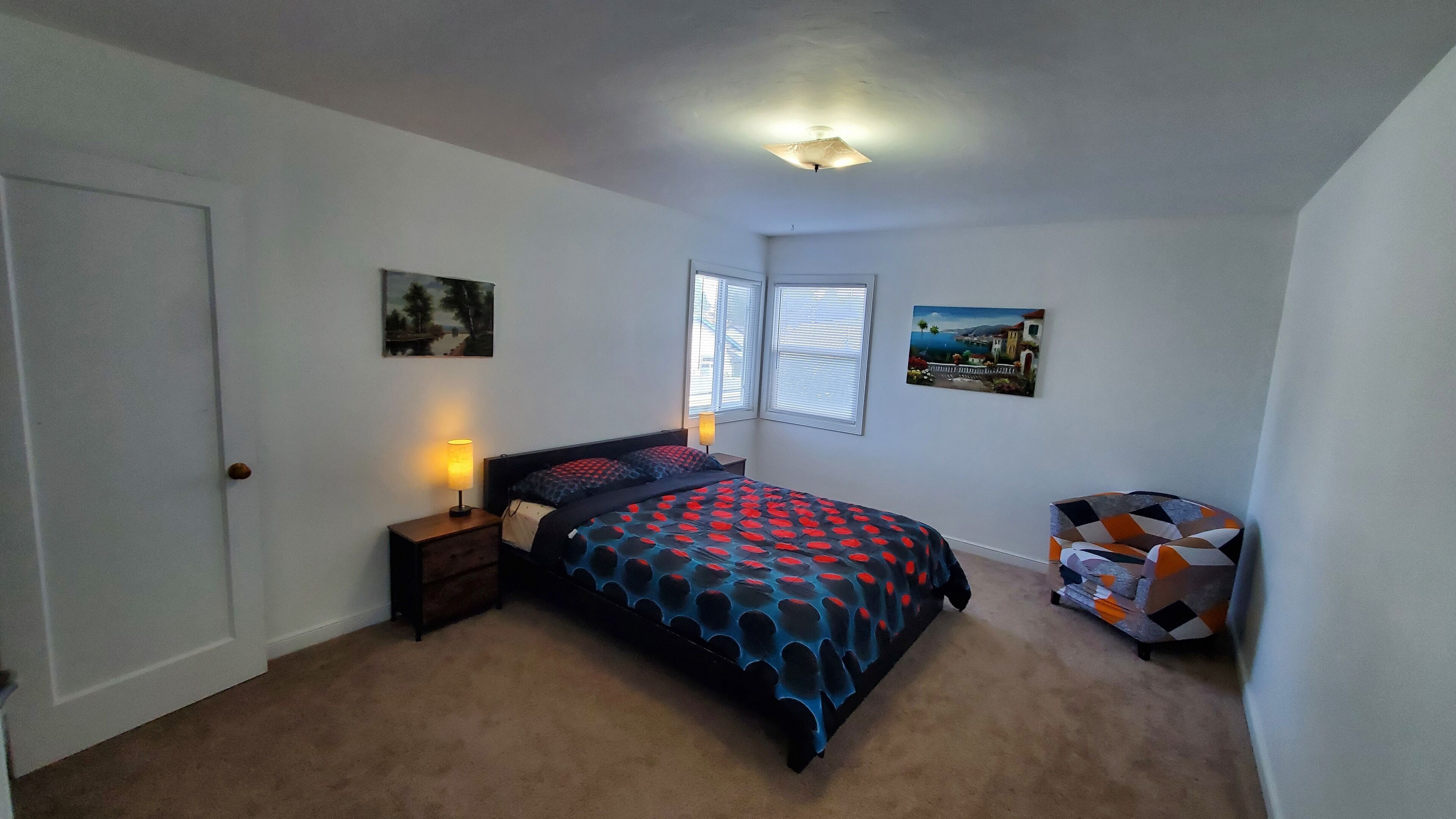 1 chambre, fer et planche à repasser, Wi-Fi gratuit, draps fournis