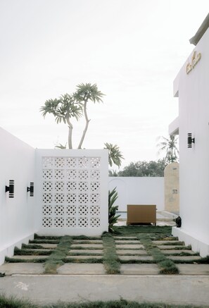 Property grounds - Casa Verona Villa Lovina Bali (Buleleng)