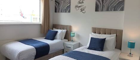 3 bedrooms, free WiFi, bed sheets