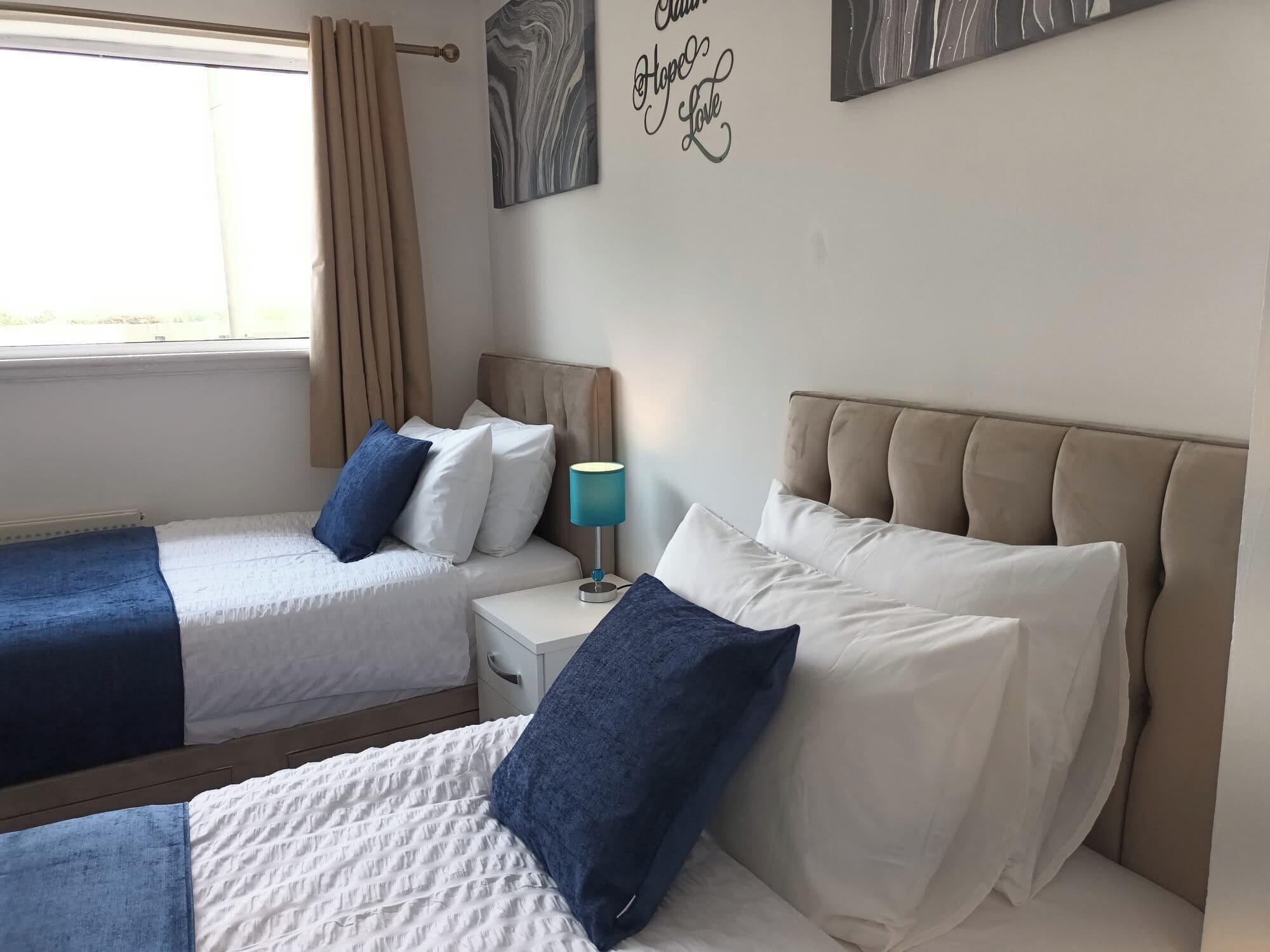 3 間臥室、免費無線上網、床單