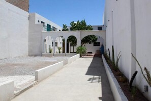 Property grounds - Casa Hidalgo Hotel (Torreon)