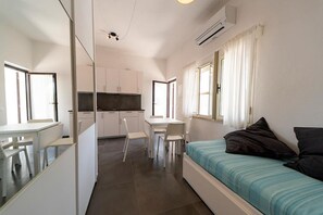 Iron/ironing board, travel cot - Axel - Villa Marinella (Porto Azzurro)