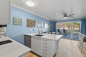 Fridge, microwave, oven, stovetop - Island Casita W/ Pool & Beach Views & Sleeps 6! (Galveston)