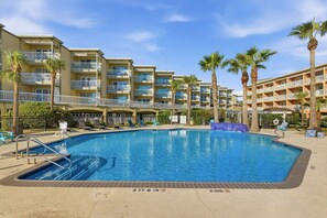 Outdoor pool - Island Casita W/ Pool & Beach Views & Sleeps 6! (Galveston)