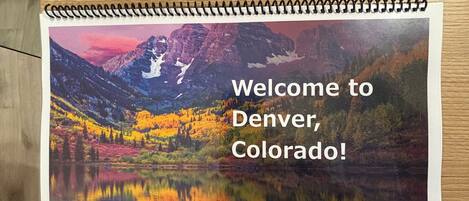 1 Schlafzimmer, Zimmersafe, Schreibtisch, Bügeleisen/Bügelbrett