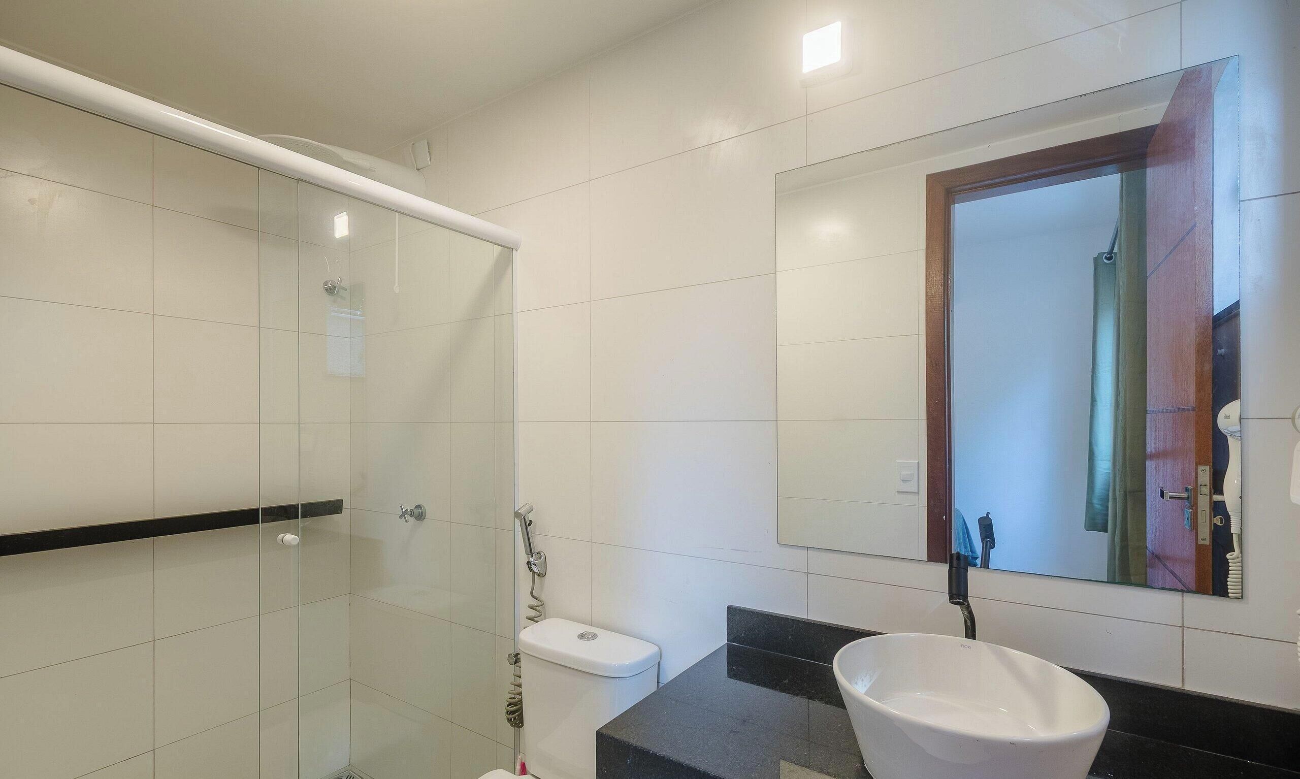 基础公寓 | 浴室 | 淋浴设施