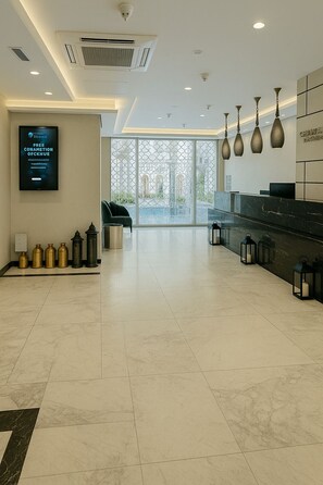 Lobby - Work & Relax Studio in JVC• Gym, Pool & Parking (Dubai)