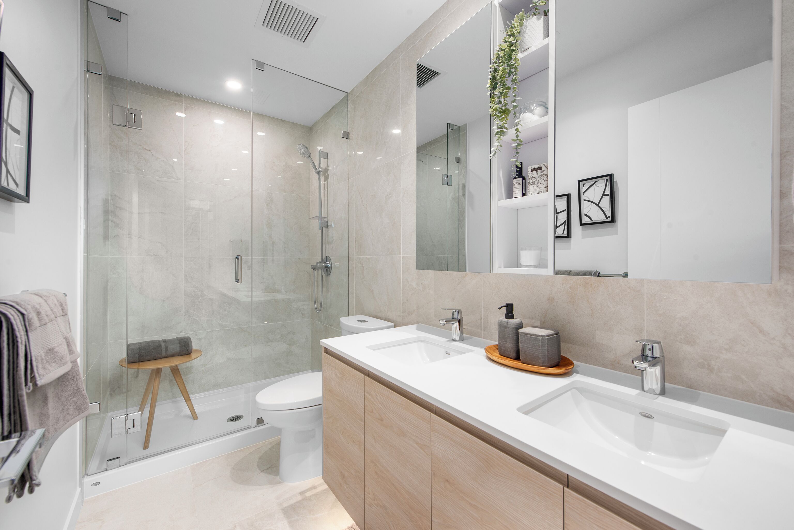 Shower, towels, soap