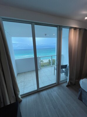 Interior - Shine Suites Studio 7 (Miami Beach)
