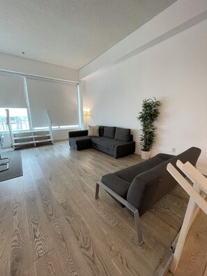 Living area - Balcony Duplex M9 (Miami Beach)