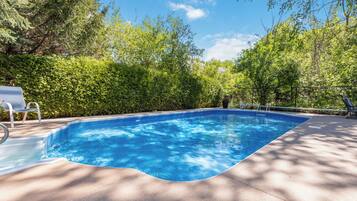 Chalet Classique, vue montagne | Piscine privée