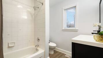 Chalet Classique, vue montagne | Salle de bain