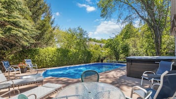 Classic-chalet, vuoristonäköala | Yksityinen uima-allas