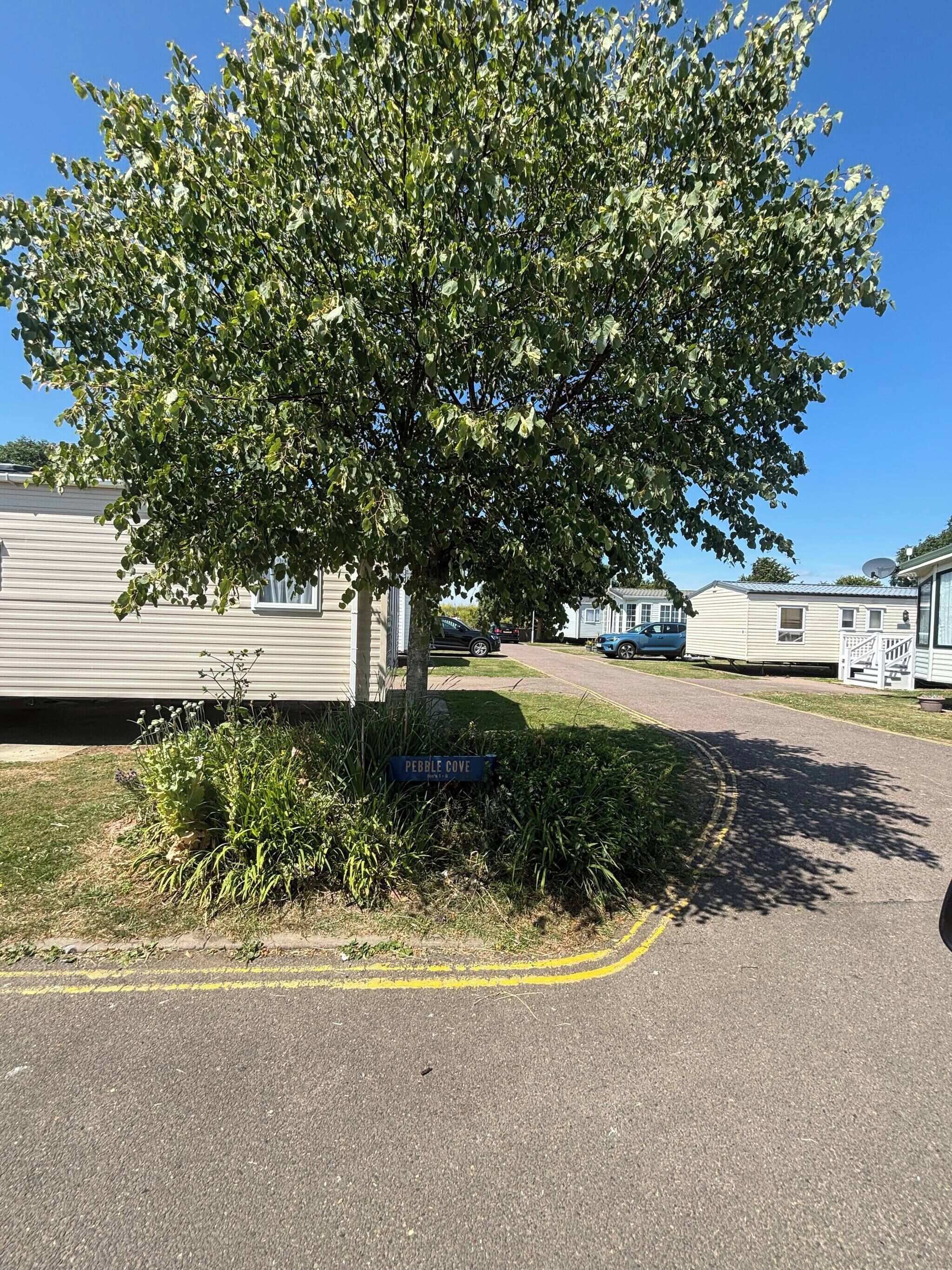 House, 4 Bedrooms, Balcony, Mountain View | Property grounds