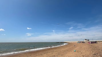 House, 4 Bedrooms, Balcony, Mountain View | Beach