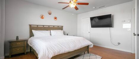 خدمة الإنترنت وملاءات أسرّة