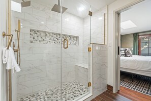 Shower, hair dryer, towels, soap - Casas Adobes Dream Property! Amenities galore! (Tucson)
