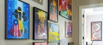 3BR Sleeps 10 w/King Beds, Artful Design & Central