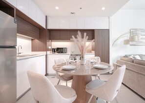 House - Stayshort - Modern Apartment Sleeps Two Dubai Creek Views (Dubai)