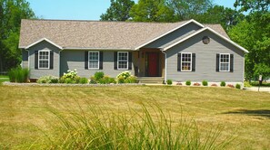 Exterior - COUNTRY COTTAGE - 16 (Attica)