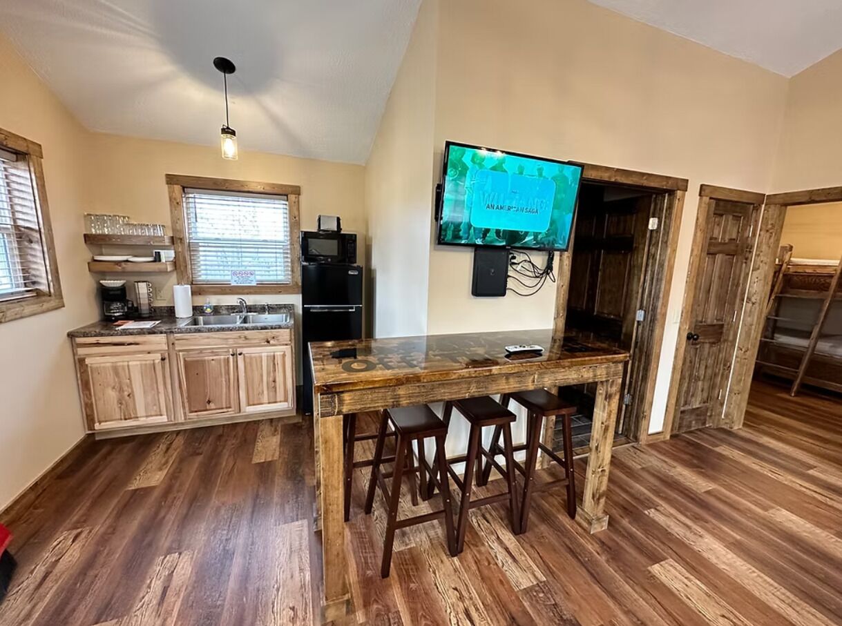 Fridge, microwave, coffee/tea maker, toaster