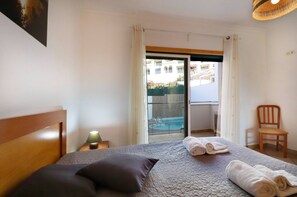 1 bedroom, in-room safe, iron/ironing board, travel cot - Apartamento Baleeiora Sol 2 (Albufeira)
