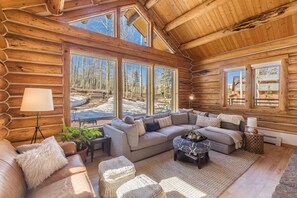 Smart TV, fireplace - Telluride Escape | Private Decks w/ Views (Telluride)