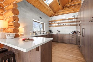 Fridge, microwave, oven, stovetop - Telluride Escape | Private Decks w/ Views (Telluride)