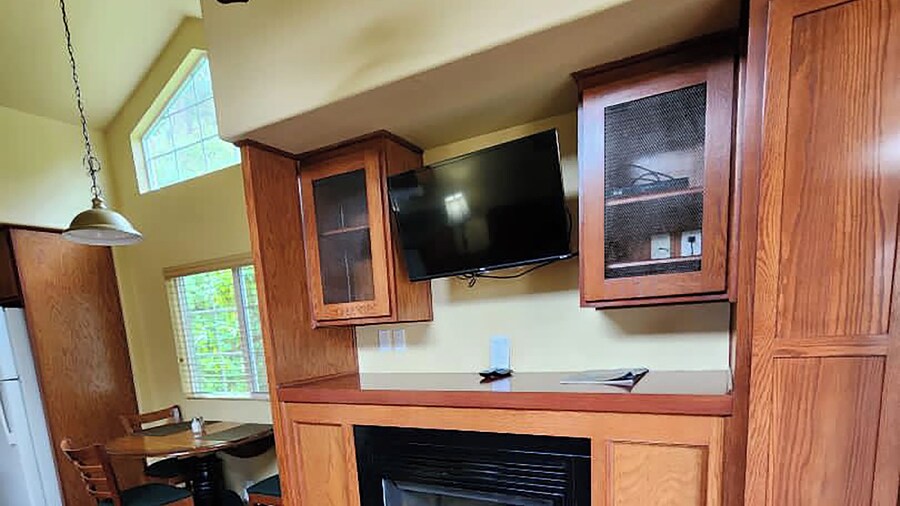 Lighthouse Pointe Resort