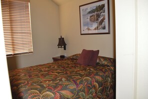 Classic Suite | Laptop workspace, blackout drapes, iron/ironing board - Lighthouse Pointe Resort (Point Arena)