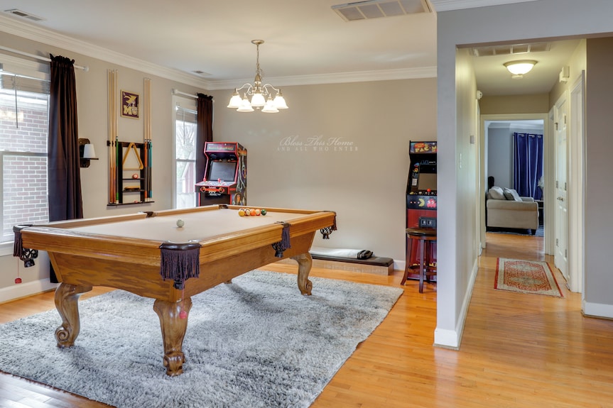 Centrally Located Hampton Roads Home W/ Game Room! - Chesapeake, VA