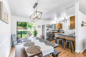 Dining - Hayden Lake Views | 2BR Family Retreat (Hayden)