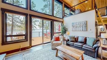 TV, fireplace, offices