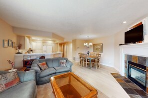 TV, fireplace, DVD player, offices