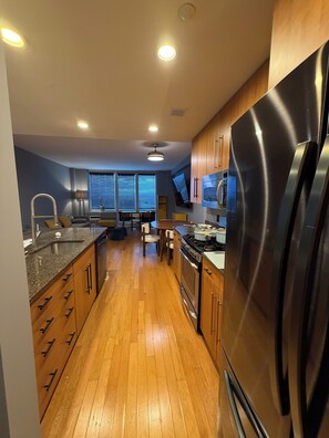 المنشأة من الداخل