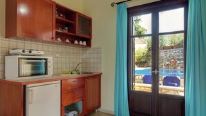 Cottage | Private kitchen - Cottage in Douliana With Shared Pool (Apokoronas)