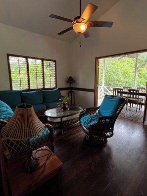 Living area - 4 bedroom, 4 bath, beachfront island retreat on Bluff Beach, Bocas Del Toro. (Isla Colon)