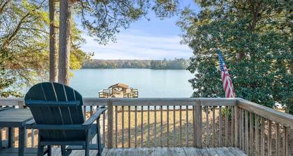 Serene Lakefront Home on Lake Wylie | Belmont