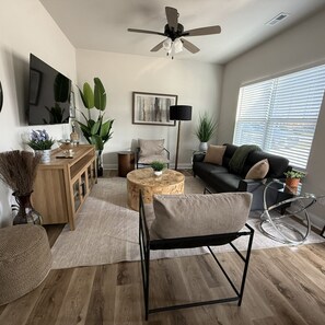 Unclassified image, 2 of 29, button - Stylish | Pvt Baths | Minutes to Dining & Shopping (Anderson)