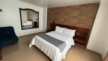 Quarto standard (Sauna y Jacuzzi) | Wi-Fi de cortesia, acesso para cadeiras de rodas