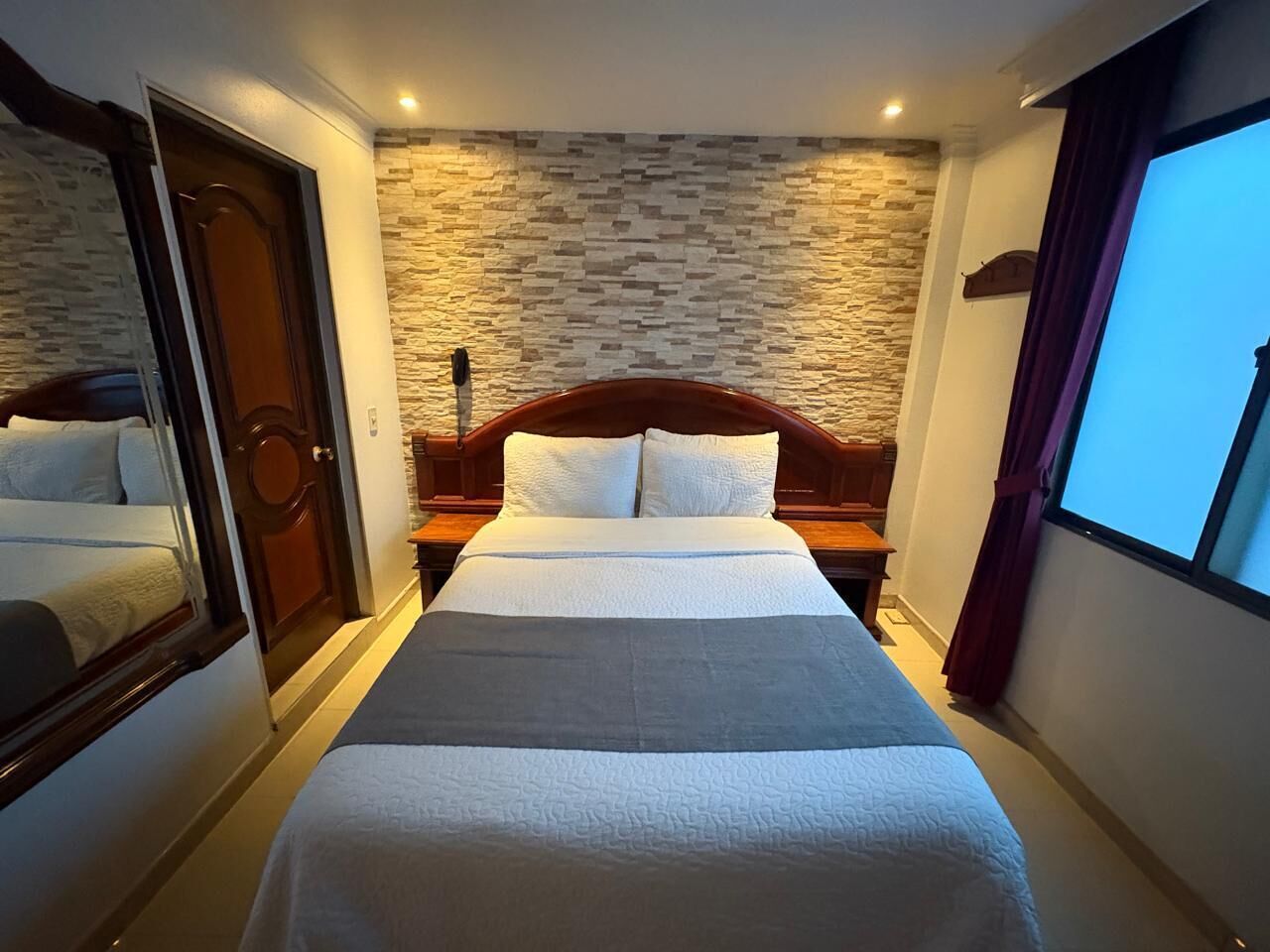 Perhehuone (Seis Personas) | Ilmainen Wi-Fi, pääsy pyörätuolilla