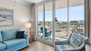 Condo, Multiple Beds (Waterscape 535-A) | Living area