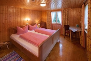 5 Schlafzimmer, WLAN, Bettwäsche