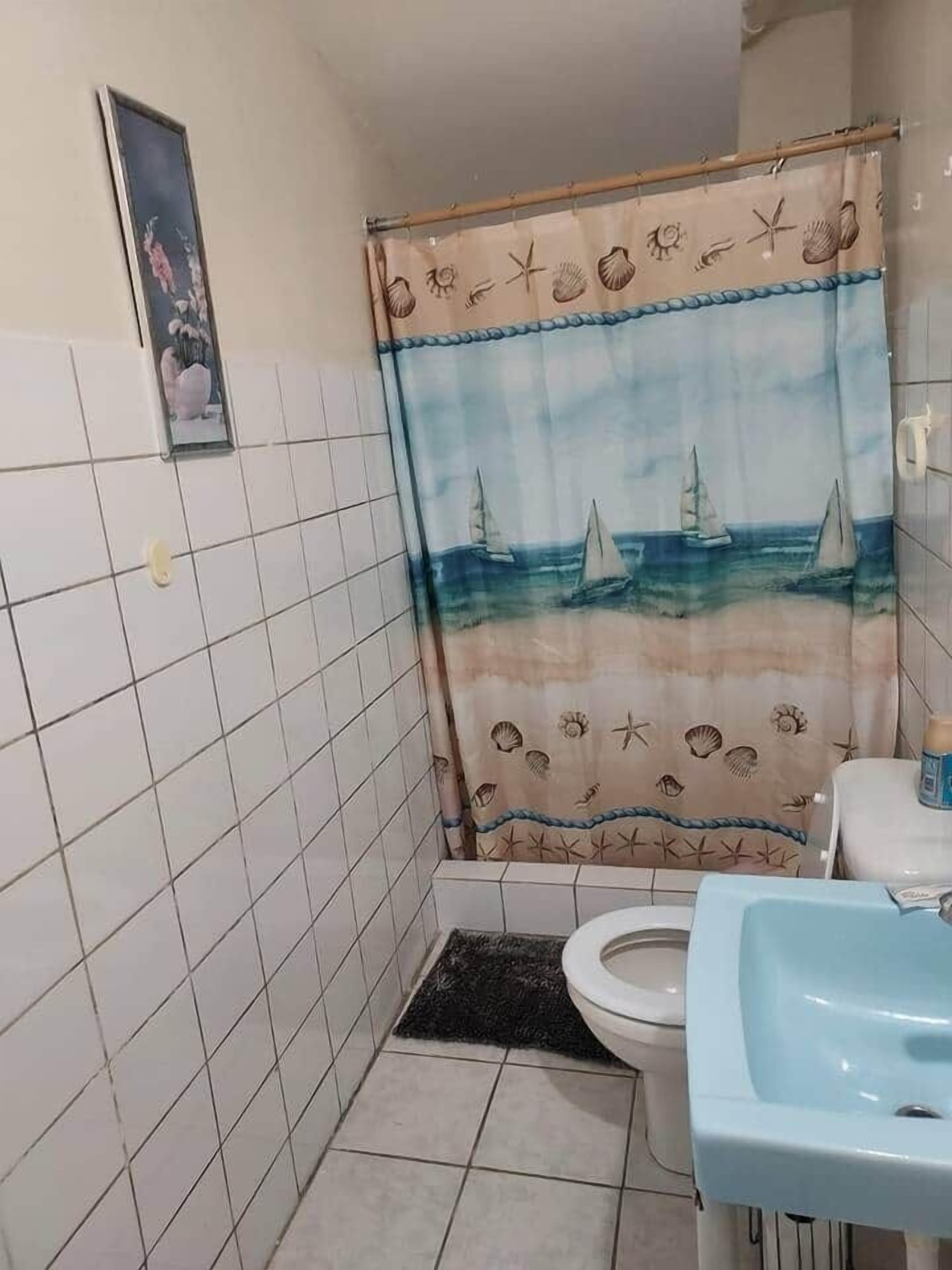 吹风机、毛巾